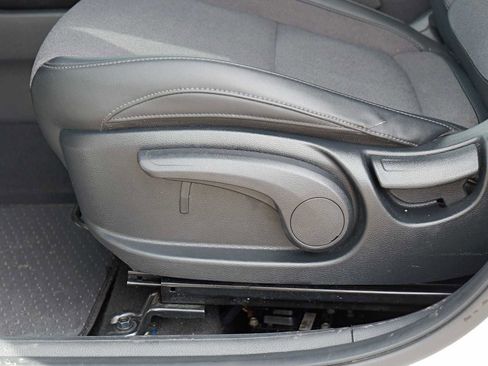 Certified 2024 Kia Seltos S image 20