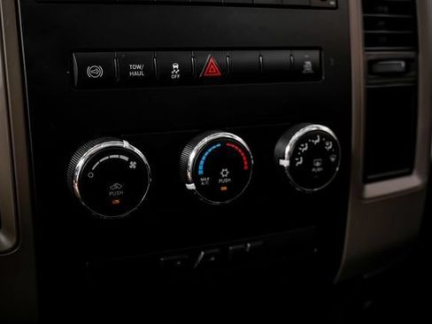 Used 2012 RAM 2500 ST w/ Chrome Appearance Group AWD/4WD image 25