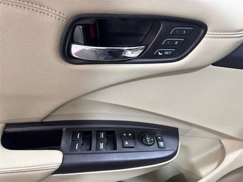 Used 2017 Acura RDX AWD w/ Advance Package image 21