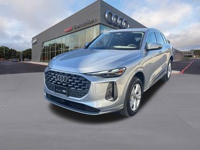 Used 2025 Audi Q5 Premium w/ Convenience Package