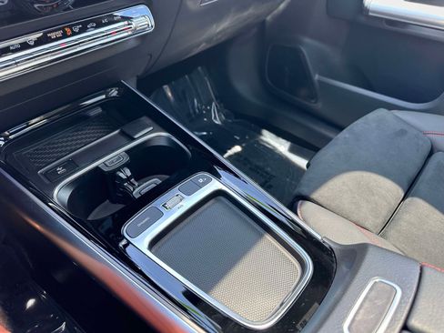 Certified 2025 Mercedes-Benz GLA 250 4MATIC image 27