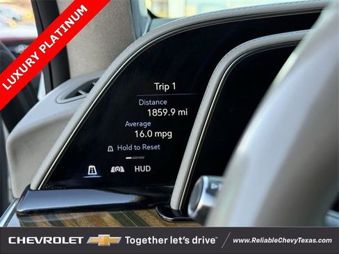Used 2021 Cadillac Escalade Premium Luxury Platinum image 20