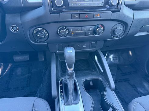Certified 2024 Nissan Frontier SV image 13
