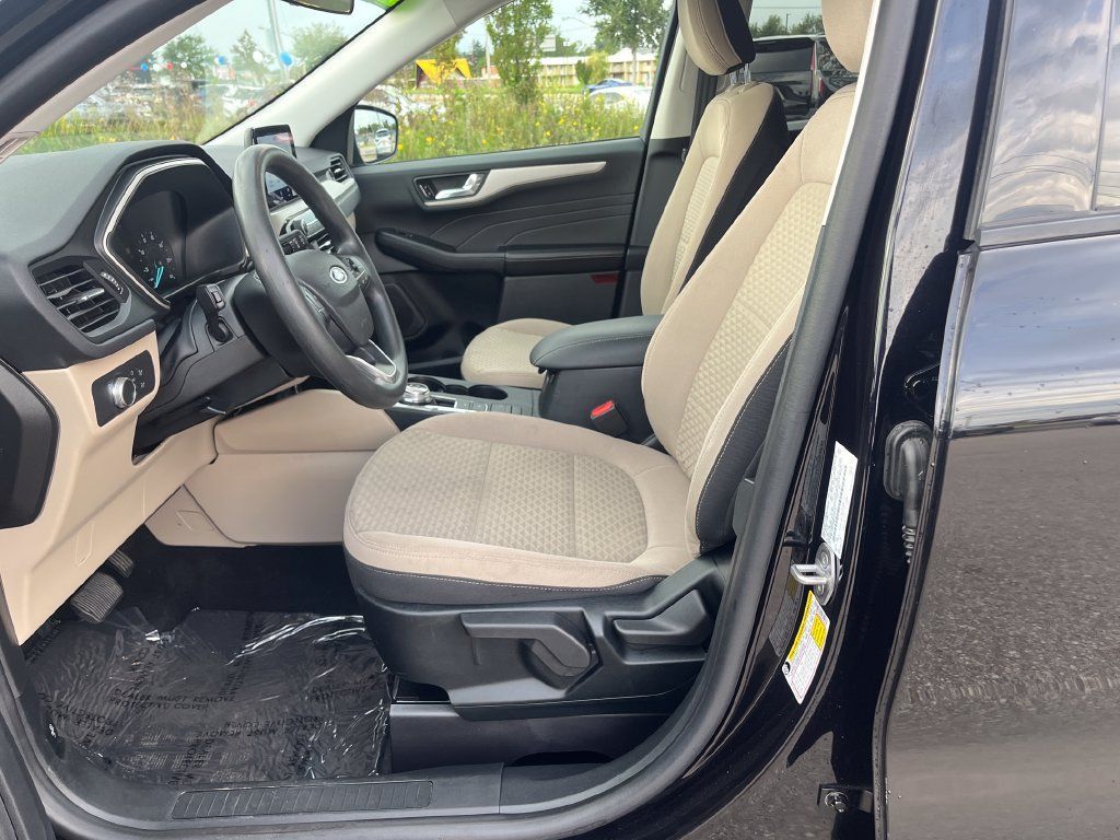 Used 2021 Ford Escape SE AWD/4WD image 22