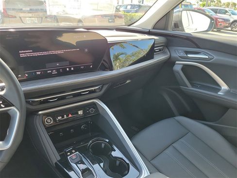 Certified 2025 Audi Q5 Premium w/ Convenience Package image 21