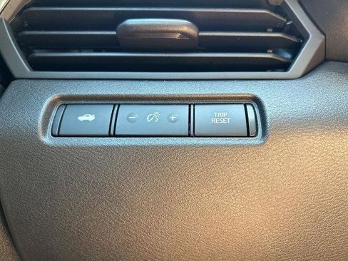 Certified 2025 Nissan Altima 2.5 S FWD image 30