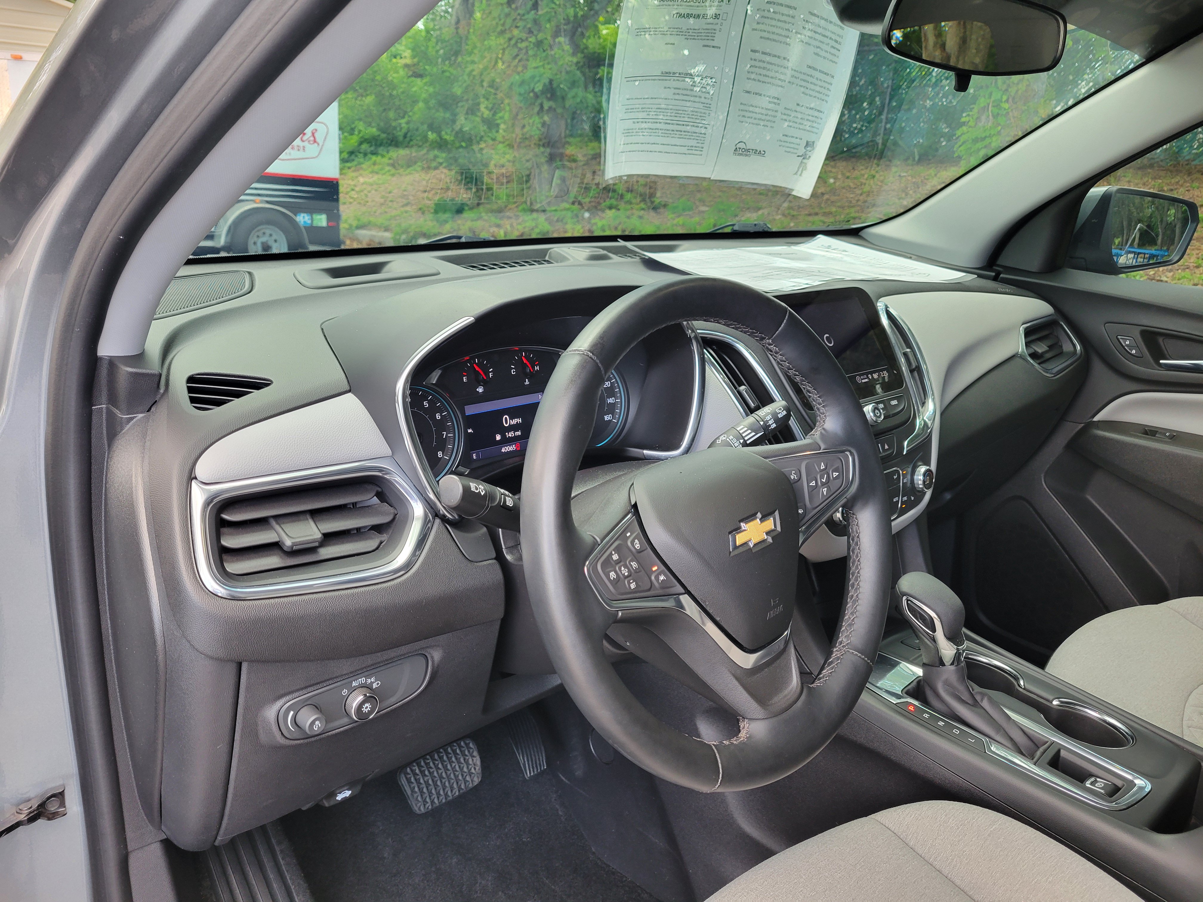 Used 2023 Chevrolet Equinox LT FWD image 27