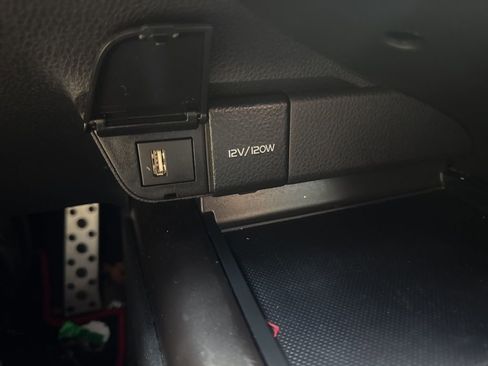 Used 2024 Toyota Camry image 6