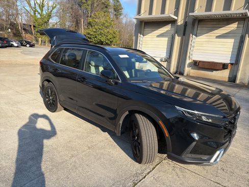 Used 2023 Honda CR-V Sport Touring image 12