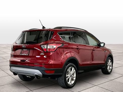 Used 2018 Ford Escape SE w/ SE Sync 3 Package FWD image 11