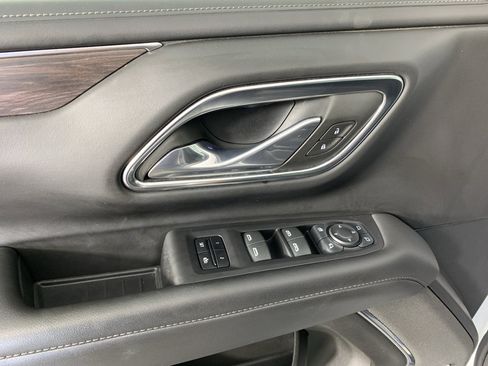 Used 2024 Chevrolet Tahoe LT w/ Luxury Package RWD image 14