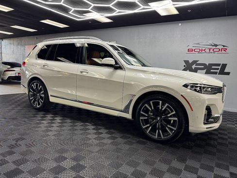 Used 2020 BMW X7 xDrive40i w/ Premium Package image 2
