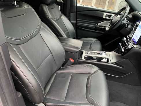 Used 2022 Ford Explorer ST w/ Equipment Group 401A AWD/4WD image 10