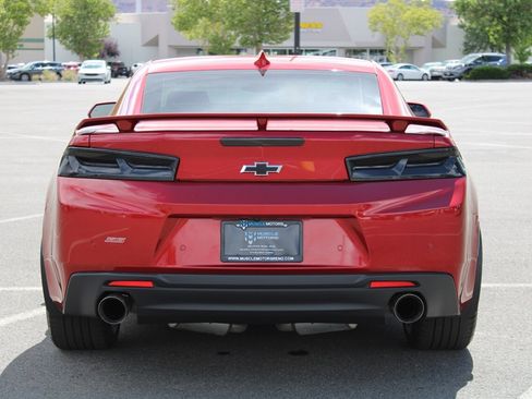 Used 2016 Chevrolet Camaro SS RWD image 14