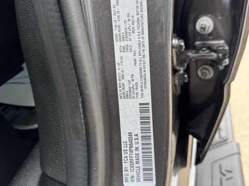 Used 2023 RAM 1500 Big Horn AWD/4WD image 35