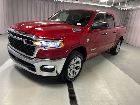 New 2026 RAM 1500 4x4 Crew Cab image 3