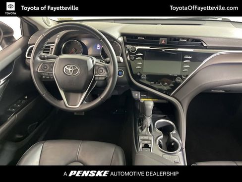 Used 2018 Toyota Camry XSE w/ Driver Assist Package image 5