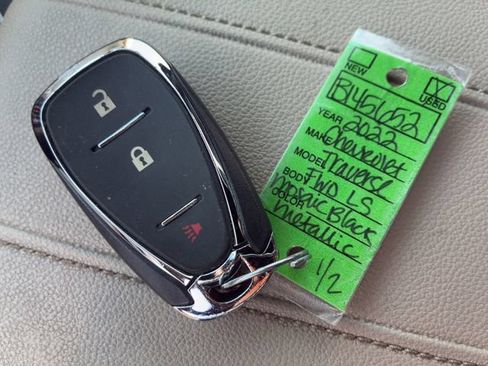 Used 2022 Chevrolet Traverse LS FWD image 21
