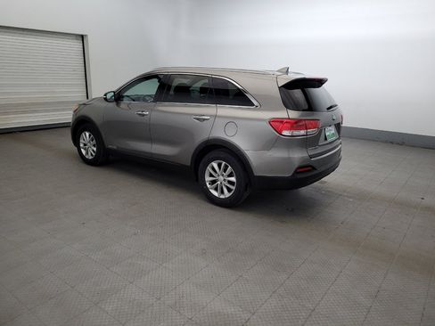 Used 2018 Kia Sorento LX w/ LX V6 Convenience Package AWD/4WD image 3