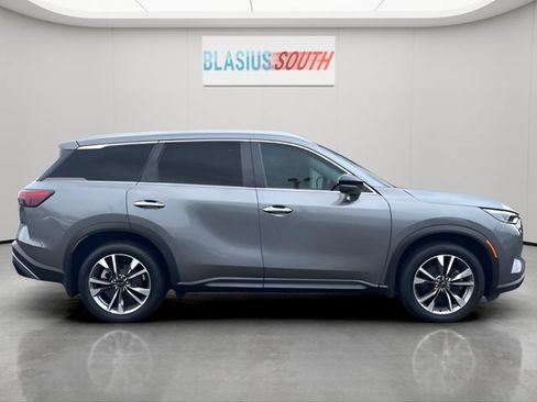 Used 2023 INFINITI QX60 Luxe w/ Cargo Package AWD/4WD image 2