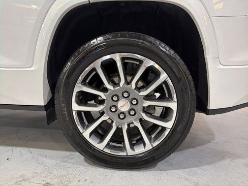 Used 2021 GMC Acadia Denali image 40