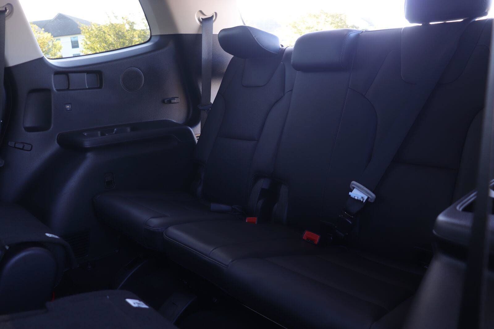 Used 2022 Kia Telluride SX w/ SX Prestige Package AWD/4WD image 14
