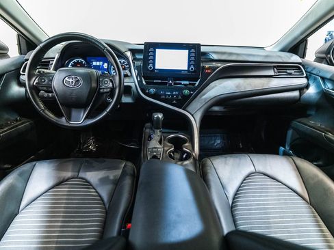 Used 2023 Toyota Camry SE image 13