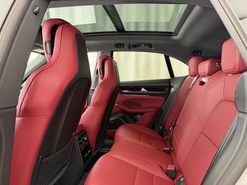 New 2026 Porsche Macan 4 Electric AWD/4WD image 24
