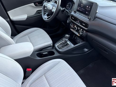 Used 2022 Hyundai Kona SEL image 18