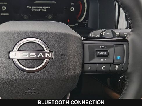 New 2026 Nissan Pathfinder Platinum FWD image 28