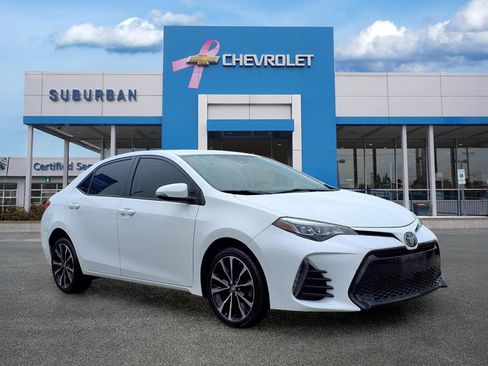 Used 2018 Toyota Corolla SE w/ Carpet Mat Package (TMS) FWD image 3