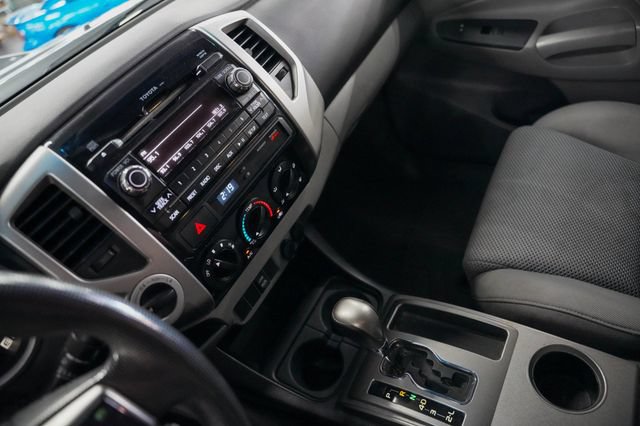 Used 2012 Toyota Tacoma 4x4 Double Cab w/ TRD Sport Pkg image 6