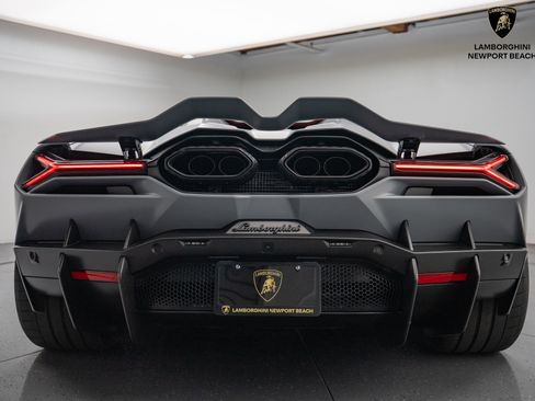 Used 2024 Lamborghini Revuelto image 24
