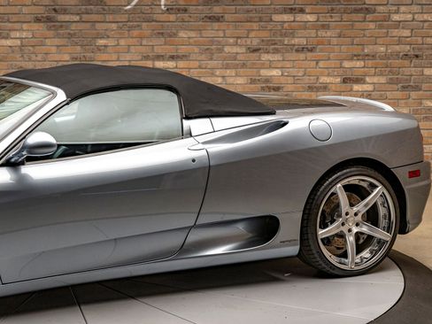 Used 2004 Ferrari 360 Spider image 14