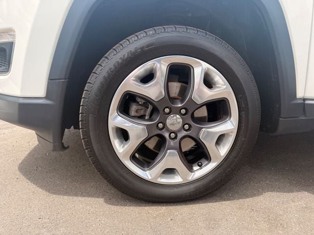 Used 2020 Jeep Compass Limited AWD/4WD image 22