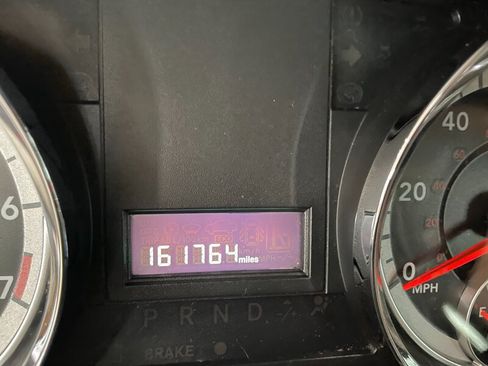 Used 2016 Dodge Grand Caravan SE FWD image 13