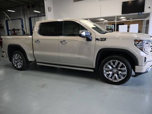 New 2026 GMC Sierra 1500 Denali AWD/4WD image 4