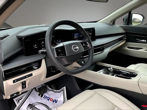 Certified 2025 Nissan Murano SV AWD/4WD image 17
