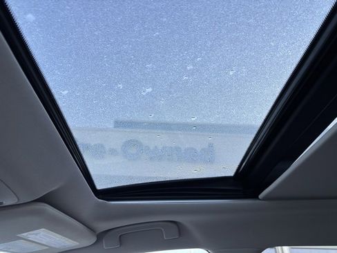 Used 2020 Nissan Rogue SL w/ Premium Package image 20