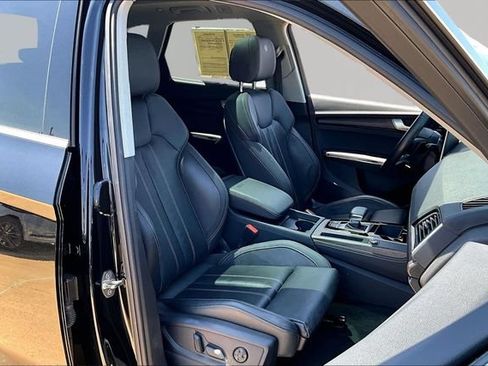 Used 2023 Audi Q5 2.0T Premium Plus w/ Premium Plus Package AWD/4WD image 7