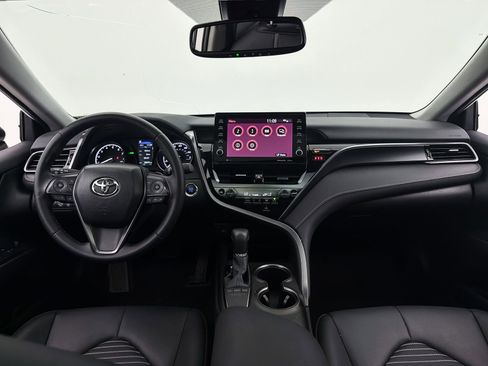 Used 2024 Toyota Camry SE w/ Audio Upgrade Package image 21