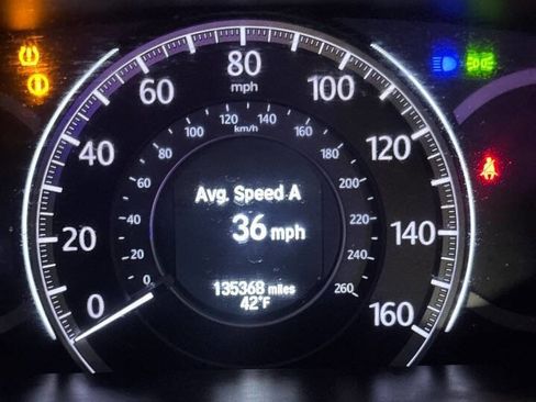 Used 2017 Volkswagen GTI SE image 24