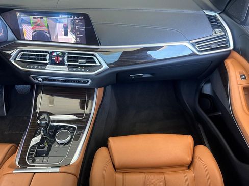 Used 2019 BMW X5 xDrive40i w/ Convenience Package AWD/4WD image 29