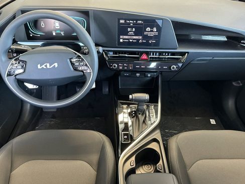 New 2026 Kia Niro LX FWD image 13
