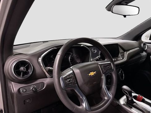 Used 2021 Chevrolet Blazer LT image 11