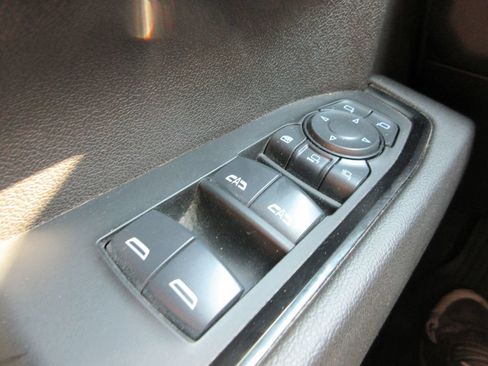 Used 2025 GMC Sierra 2500 AT4 w/ AT4 Premium Plus Package AWD/4WD image 32