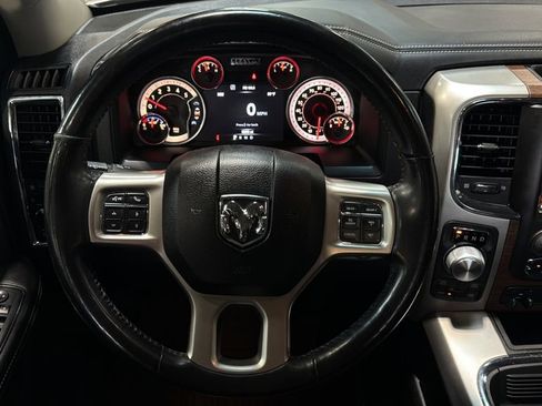 Used 2017 RAM 1500 Laramie AWD/4WD image 16