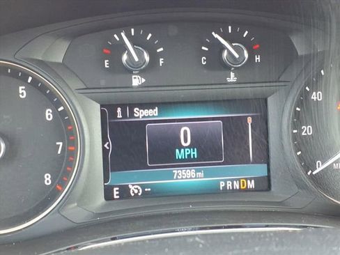 Used 2022 Buick Encore Preferred image 33