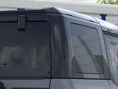 New 2025 Ford Bronco Badlands image 25
