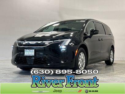 New 2027 Chrysler Pacifica Select